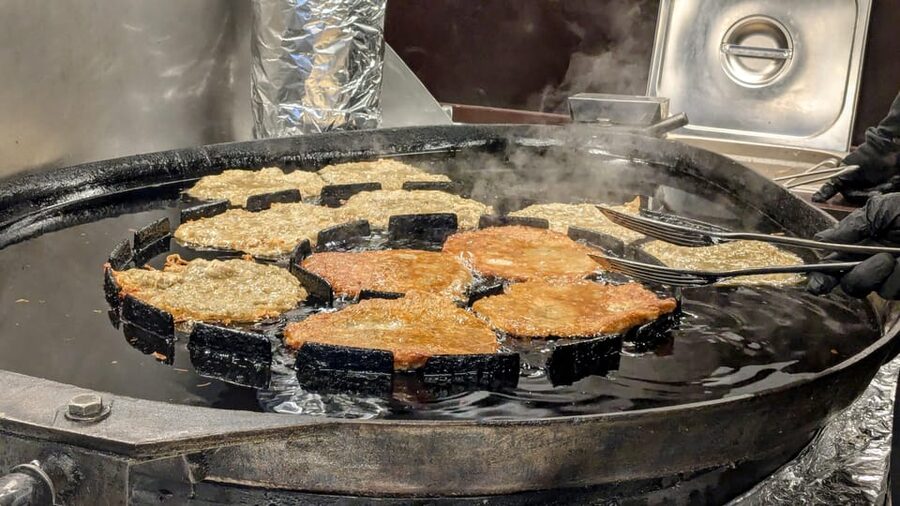 Vienna: Christmas Market Food and Drinks Tour - Key Things I’d Prioritize on This Tour