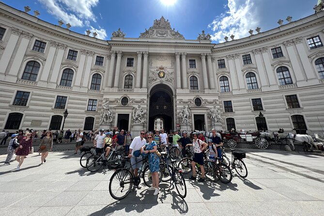 Vienna City Bike Tour - What happens during the ride: the stop-and-story pacing