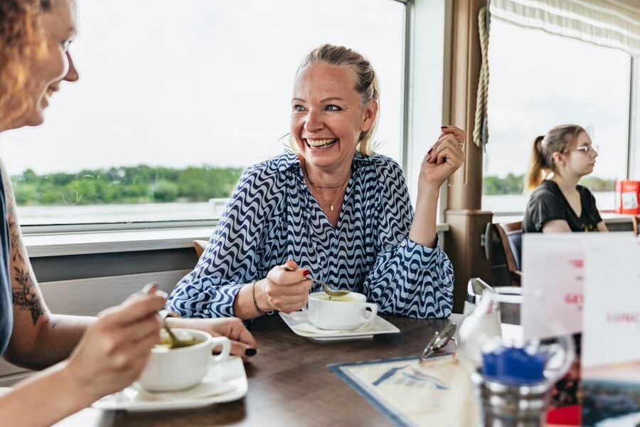 Vienna: City Cruise with Optional Lunch - Should you book this Vienna city cruise with optional lunch?