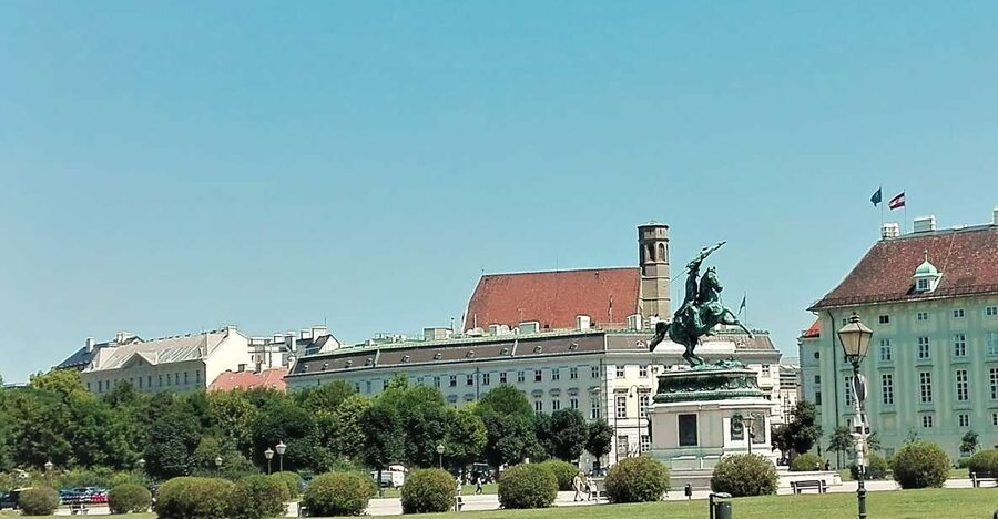 Vienna: City Highlights Guided Walking Tour & Old Town - A Two-Hour Vienna Old Town Walk That Actually Helps You Navigate