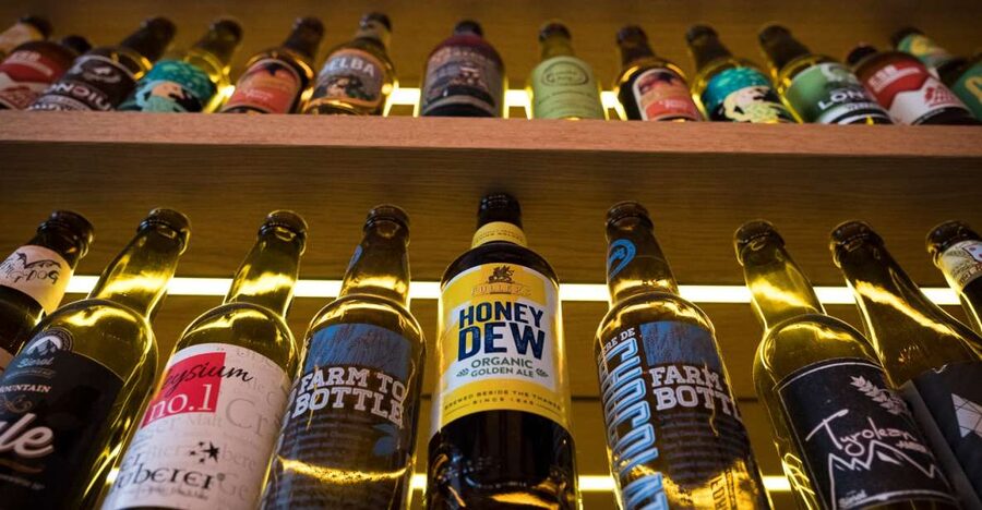Vienna: Craft Beer Tasting Experience with Local Snacks - Entering a Quaint Brewery in Vienna’s 1st District