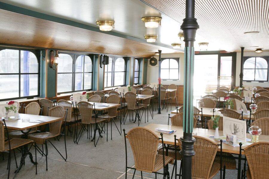 Vienna: Cruise and Schnitzel Tour - Departure times and which ship you likely get