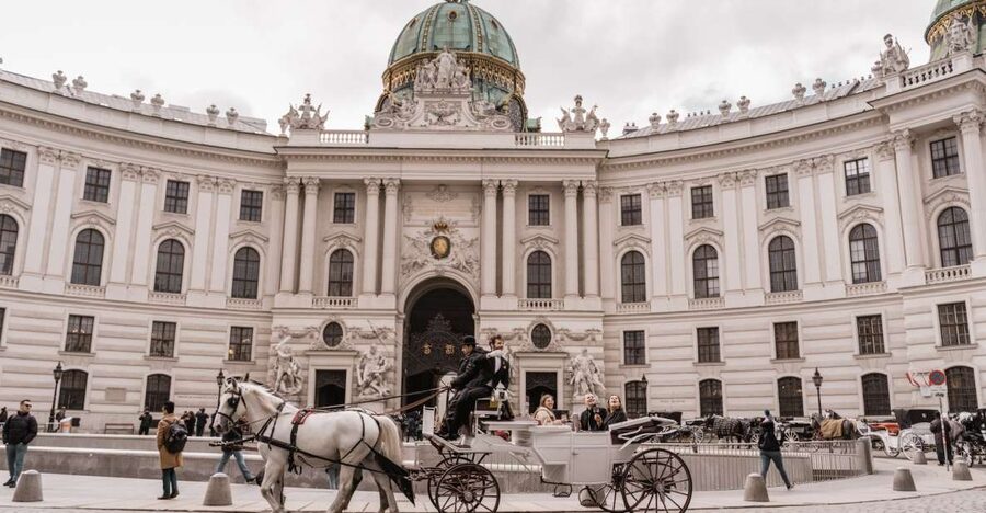 Vienna: Culinary Horse-Drawn Carriage Experience - Where You Meet: Albertina, Film Museum entrance on Augustinerstraße 1