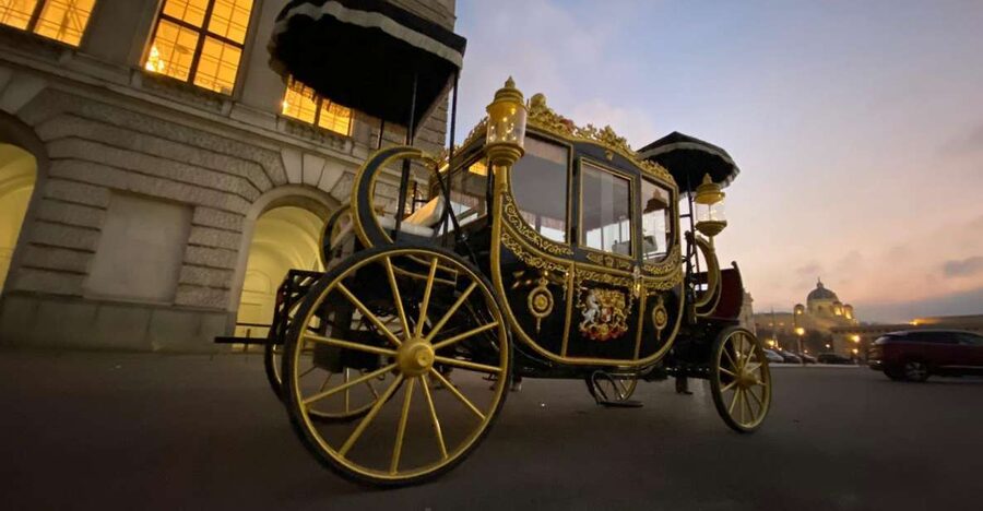 Vienna: Electric-Imperial Carriage Sightseeing Tour - Electric Imperial comfort: seeing more without the walking burn