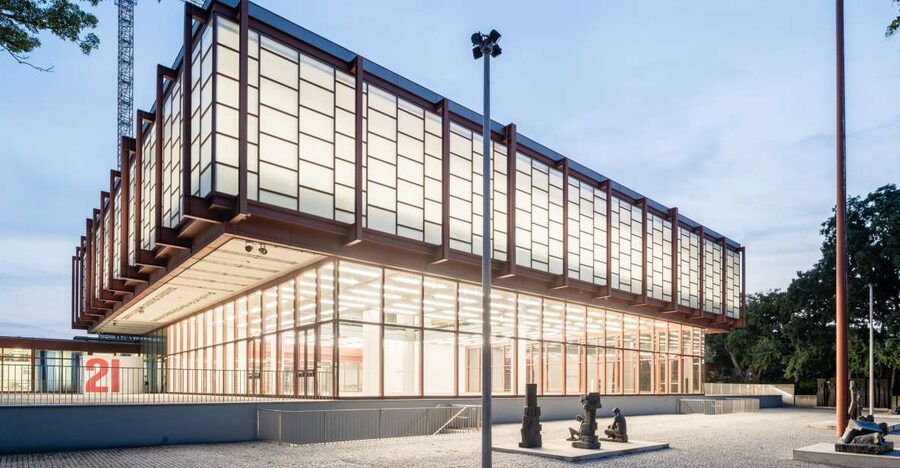 Vienna: Entry Ticket Belvedere 21 & Contemporary Art - Belvedere 21: a post-war Modernism landmark that still works today