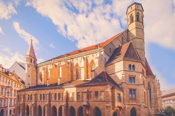 Vienna: Festive Advent, Christmas and New Year concerts - Vienna’s Minoritenkirche sets the mood fast