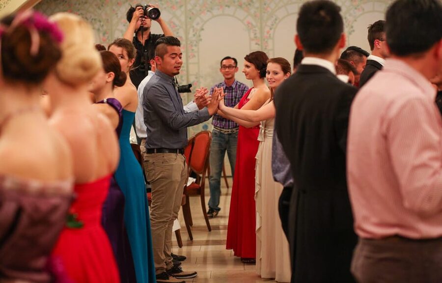 Vienna: Festive Season and New Year's Eve Waltz Workshop - Festive Vienna meets the waltz you can actually use