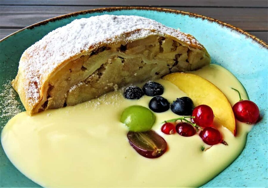 Vienna: Food tasting tour in Hidden Gems (Small Groups) - Key highlights at a glance