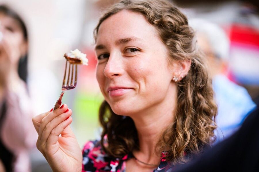 Vienna Food Tour: Hidden Gems & Authentic Flavors - Practical tips so you leave happy, not stuffed