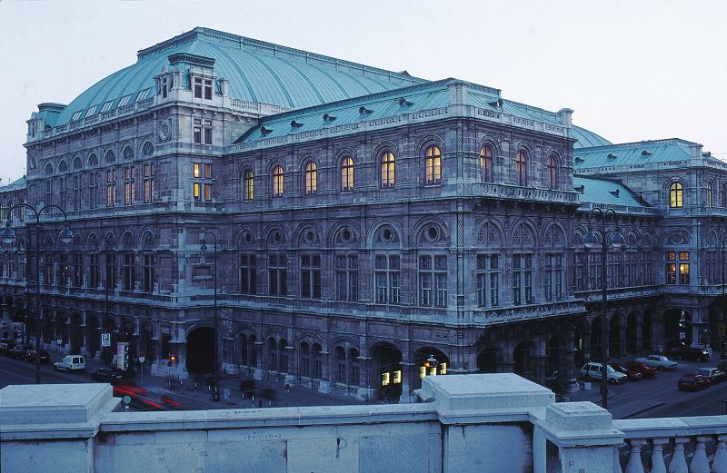 Vienna: Full-Day Private Tour including Schönbrunn Palace - Key highlights that make this tour work