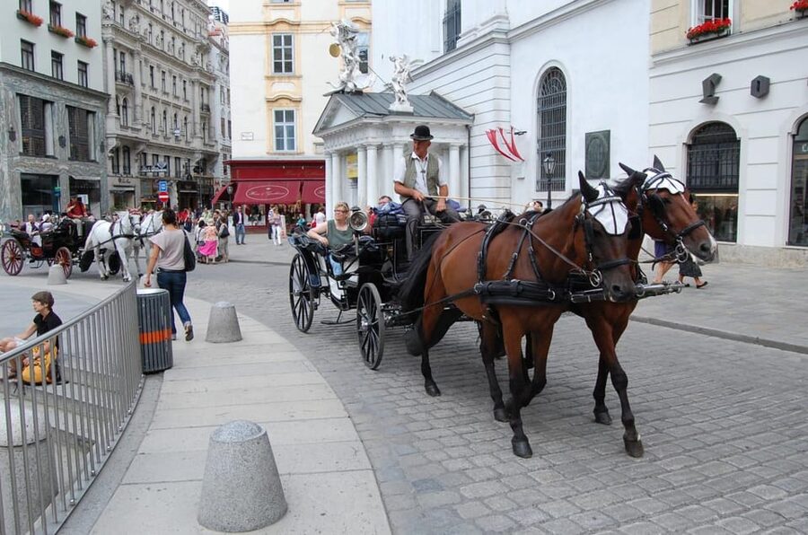 Vienna Full Day Tour from Prague - Pickup, drop-off, and where to meet in Prague