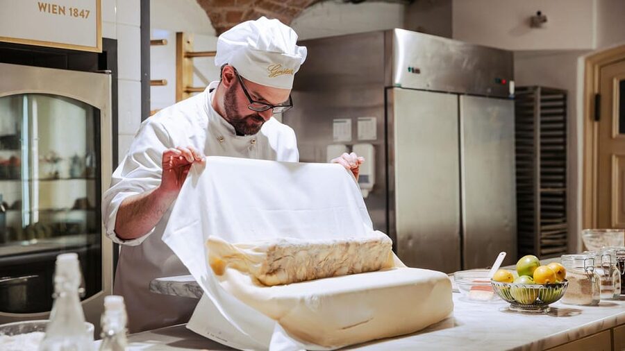 Vienna: Gerstner KuK Hofzuckerbäcker Baking Show & Tasting - Key things I’d focus on