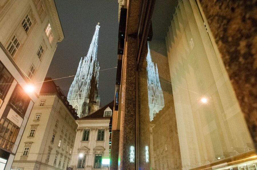 Vienna: Ghosts and Legends Guided Nighttime Walking Tour - Blutgasse District: Old Streets, Haunted Buildings, And Quiet Tension