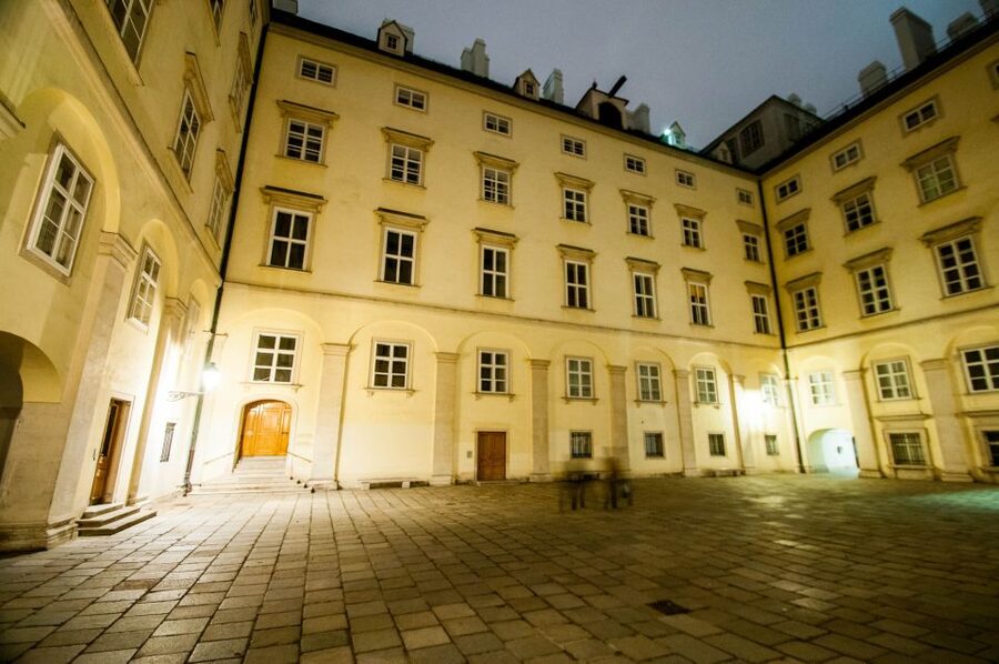 Vienna: Ghosts and Legends Guided Nighttime Walking Tour - Finishing At St. Stephen’s Cathedral: Big Light, Dark Stories