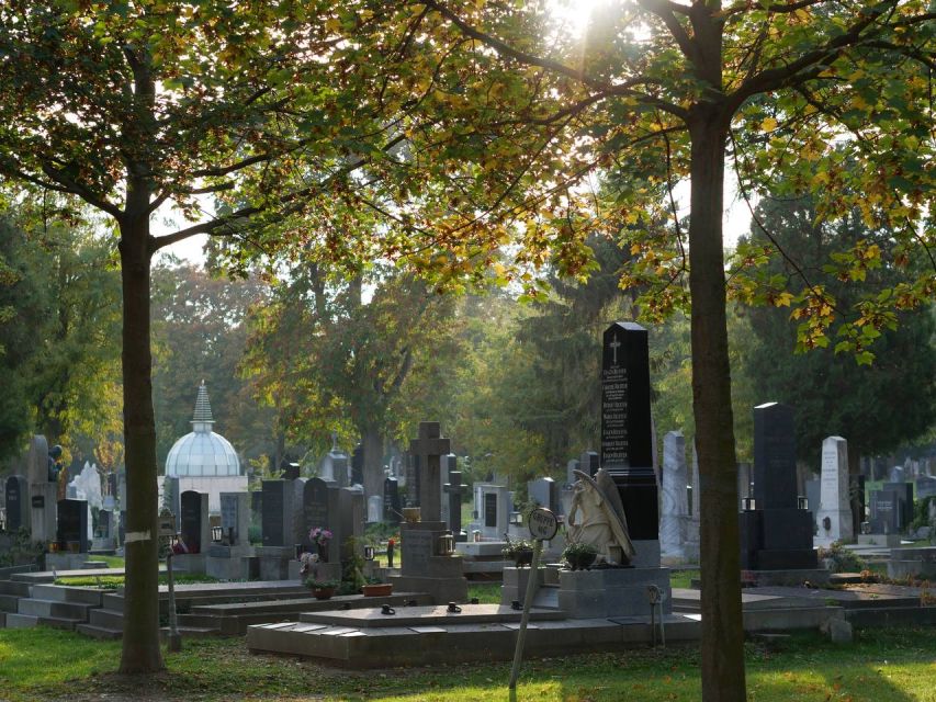 Vienna: Guided Walking Tour of the Central Cemetery - Walking comfort tips so you enjoy it more