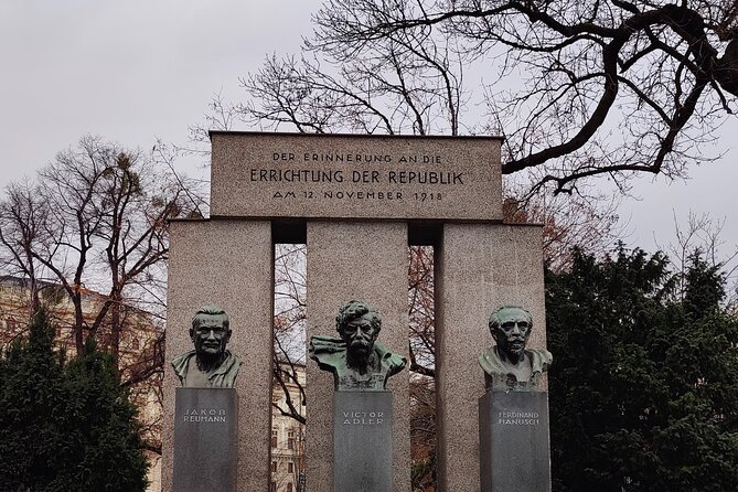 Vienna Highlight Tour - yue walk - Lobkowitzplatz to Josefsplatz: palaces, church towers, and court life