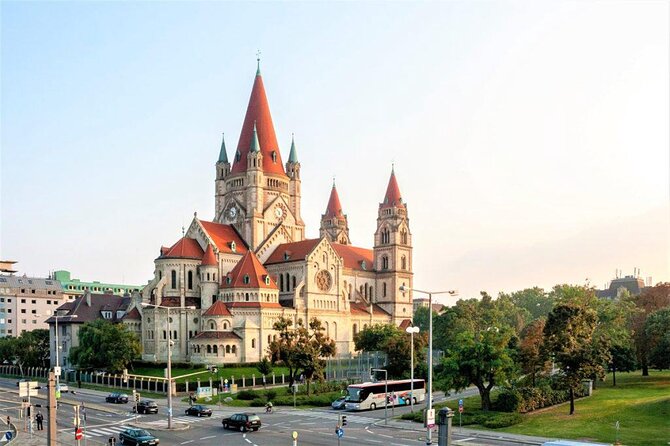 Vienna Highlights: Private Guided Walking Tour - Key highlights you’ll actually feel