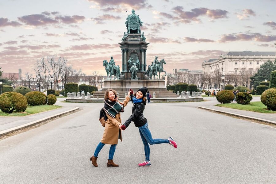 Vienna: Highlights Private Tour, Palaces & Sacher Cake - A private Vienna plan that moves fast, without feeling rushed