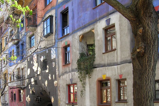 Vienna Highlights Self guided scavenger hunt and Walking Tour - A self-guided Vienna game, starting at the University of Vienna