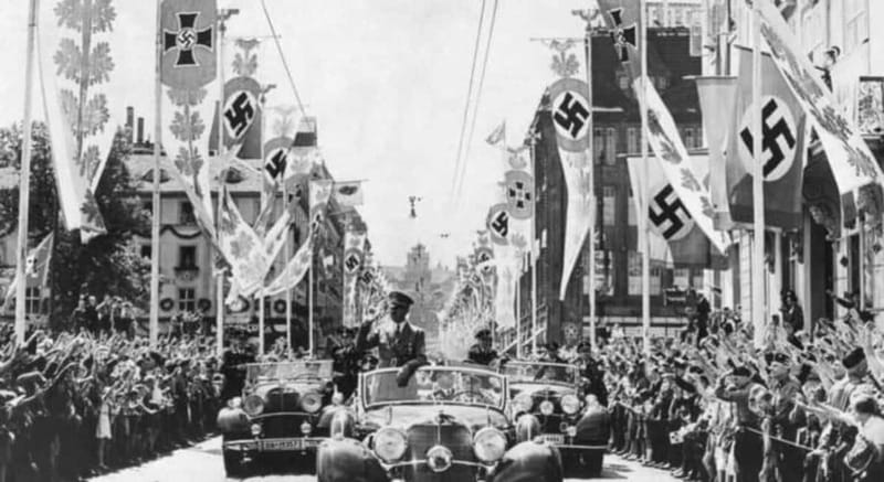 Vienna: Historical Walking Tour - Hitler and the 1900s - What You Actually Walk Through in 2 Hours