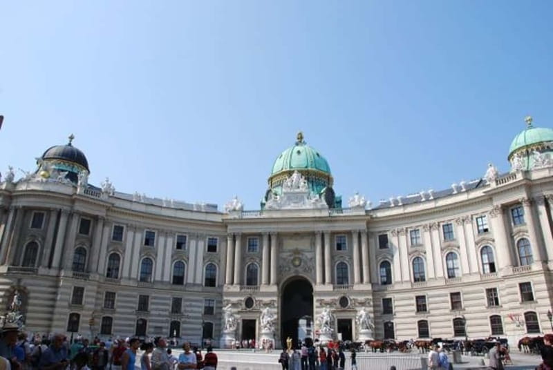 Vienna: History Highlight Walking Tour - Michaelerplatz Excavations: Where Roman Vienna Gets Its Context