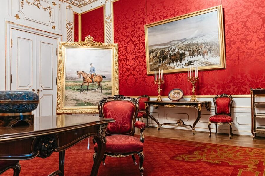 Vienna: Hofburg and Empress Sisi Museum Guided Tour - Key highlights I’d plan around