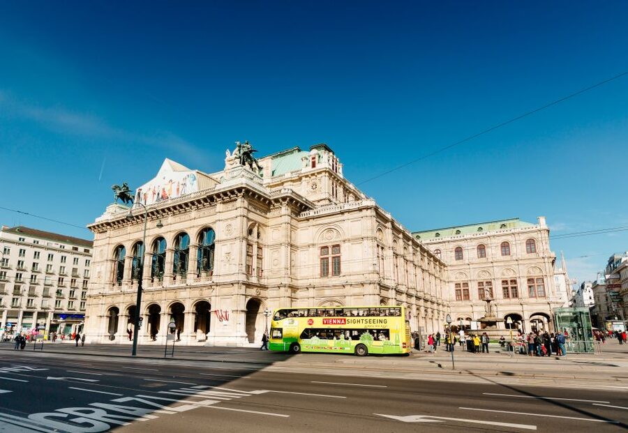 Vienna: Hop-On Hop-Off Sightseeing Bus Tour in 19 Languages - Stops worth planning around, not just passing by