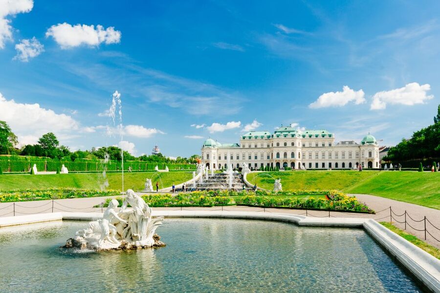 Vienna: Hop-On Hop-Off Sightseeing Bus Tour in 19 Languages - 19-language audio, plus how to use it during real city time