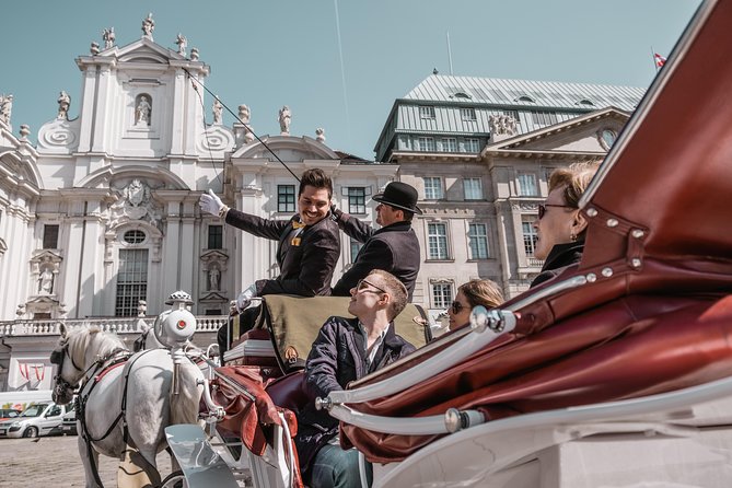 Vienna Horse-Drawn Carriage Ride with Sparkling Wine and Food - The inner-city route: what you’ll see from the carriage window