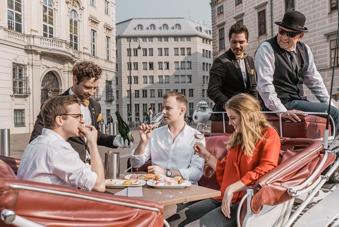 Vienna Horse-Drawn Carriage Ride with Sparkling Wine and Food - Timing realities: why a 40-minute tour still needs buffer time