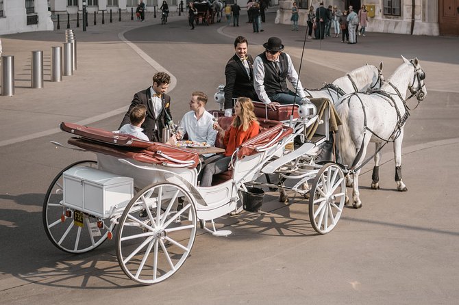 Vienna Horse-Drawn Carriage Ride with Sparkling Wine and Food - My practical take: book it for the mood, not for meal expectations