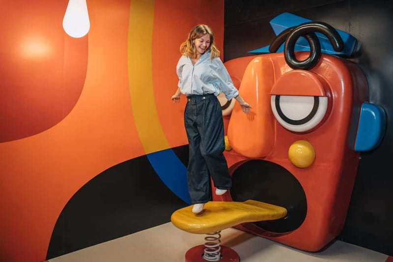 Vienna: IKONO VIENNA Immersive Experience Ticket - Photo-Friendly Fun Without Making It a Photo Shoot