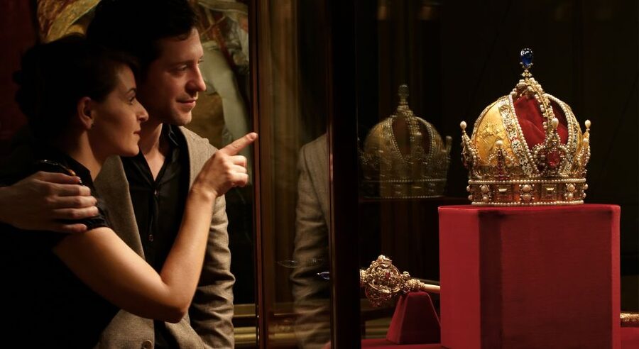 Vienna: Imperial Treasury in the Hofburg Palace - Should you book the Imperial Treasury in the Hofburg?