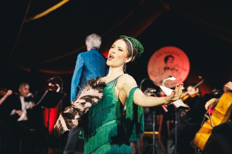 Vienna: Johann Strauss Dinner Show at the Prater - Four-course Viennese dinner: what you’ll taste at the right times