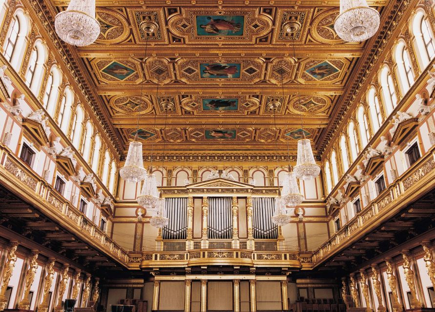 Vienna: Mozart Concert and Austrian Delights Dinner - The walk to Musikverein: a rare kind of easy logistics