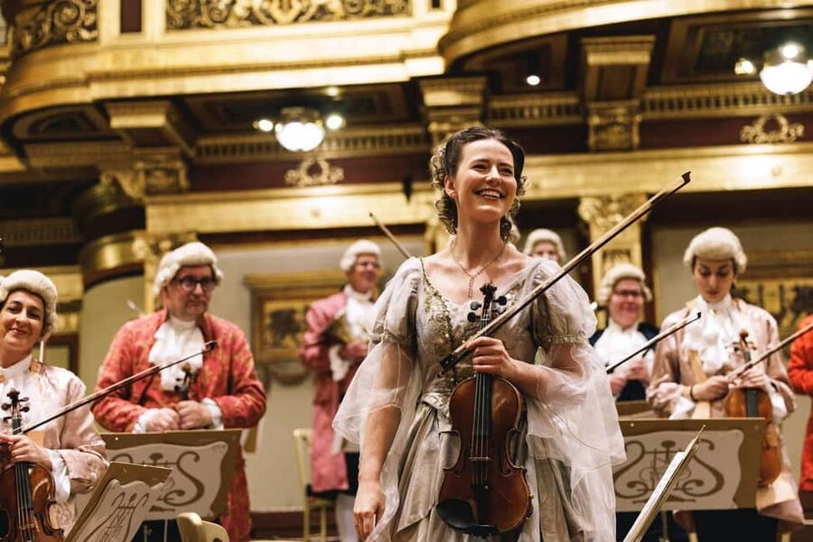 Vienna: Mozart Concert at the Vienna State Opera - What you will hear: Mozart overtures, arias, duets, and the Strauss waltz finish