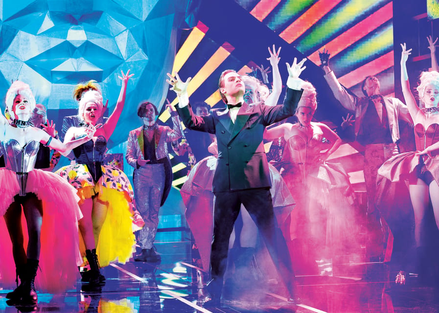 Vienna: Musical Tickets ROCK ME AMADEUS - THE FALCO MUSICAL - Key things to know before you go