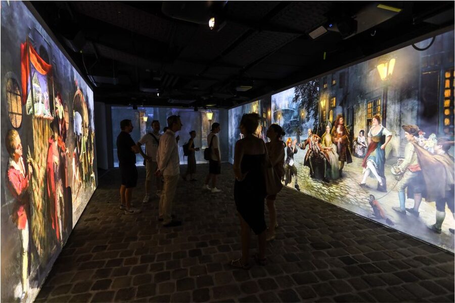 Vienna: Mythos Mozart Experience - Little Night Music: play instruments from around the world