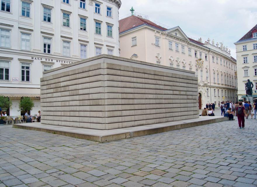 Vienna: Private Jewish Walking Tour - Why Salomon and the first Jewish footsteps change the whole tone
