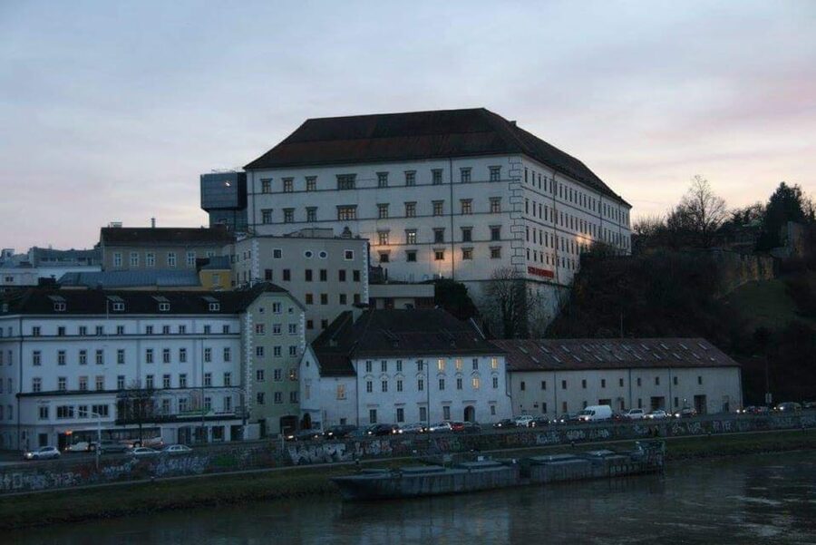 Vienna: Private tour Mauthausen and Linz - Key highlights worth your attention