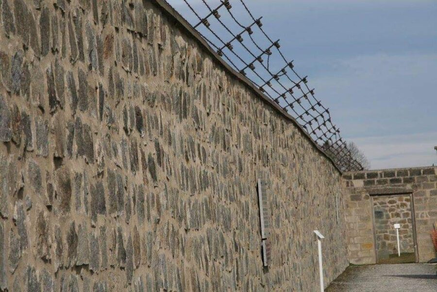Vienna: Private tour Mauthausen and Linz - Mauthausen Memorial: a self-guided visit with audio support