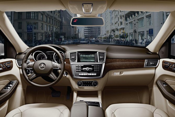 Vienna Private Transfer from Vienna Airport to City centre - Schwechat to City Center, Without the First-Day Headache