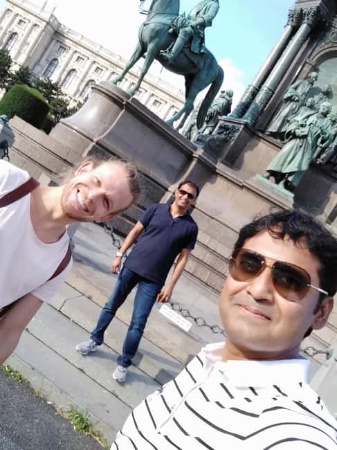 Vienna: Private Walking Tour with a Local Guide - Longer tours that stretch beyond the center