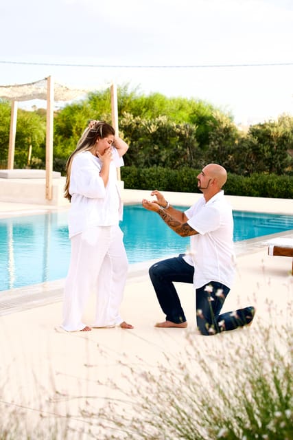Vienna: Professional Proposal Photographer - Discreet Surprise Proposals, Without the Camera Chaos