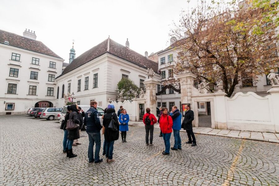 Vienna: Romantic Old Town 2-Hour Discovery Tour - Hoher Markt: Romans, Jews, and Traders, With Real Street Details