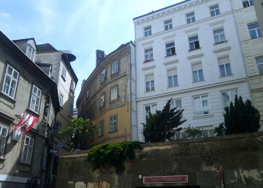 Vienna's Highlights in two hours (two options) - Starting near Stubentor, with a calm pace and clear audio