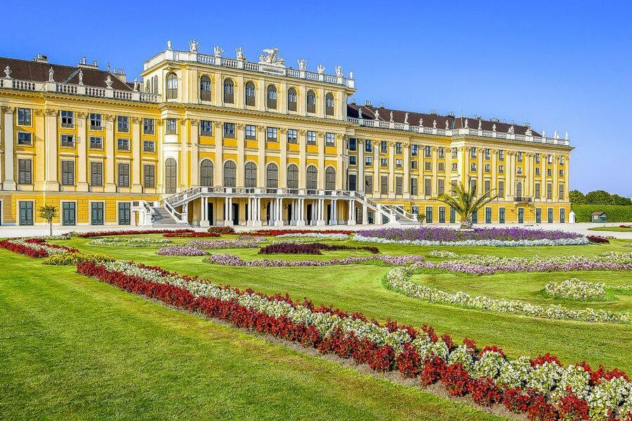 Vienna: Schönbrunn Palace & Gardens Skip-the-Line Tour - 22 staterooms: how the palace tour stays manageable