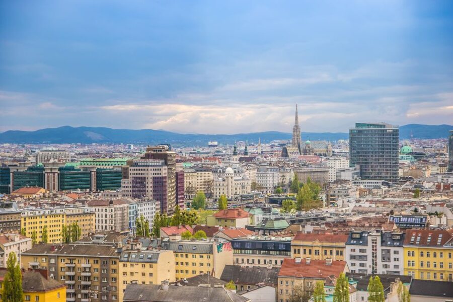 Vienna: Skip-the-cashier-desk-line Giant Ferris Wheel Ride - How long to set aside: one ride, plus time for the park