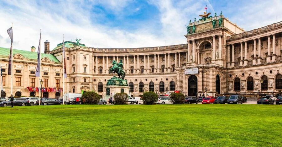 Vienna: Skip-the-Line Hofburg Ticket & Sisi Museum Tour - Key highlights you should care about