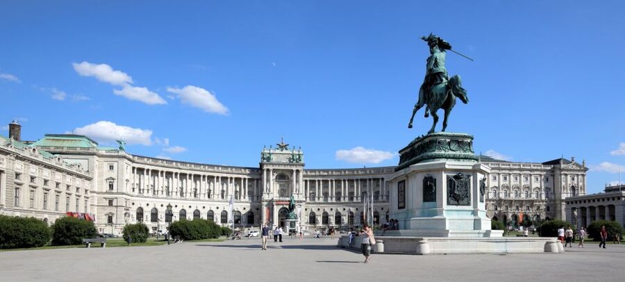 Vienna: Skip-the-Line Hofburg Ticket & Sisi Museum Tour - Imperial Apartments: 24 rooms that tell you who lived here